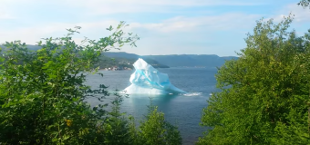 Iceberg Break-up Causes Big Waves in King’s Point